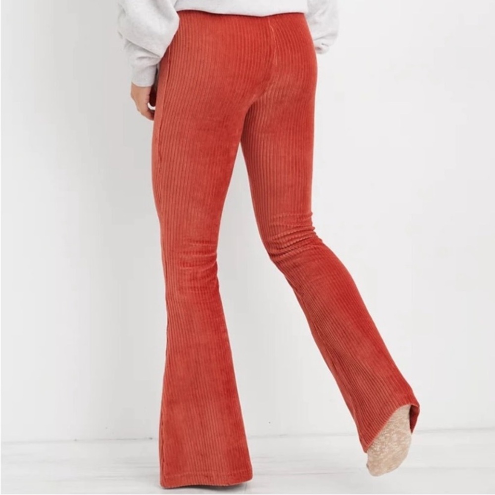 Aerie Groove On Burnt Orange Ribbed Velour Flare Pull On Pants Loungewear Active - Picture 6 of 11